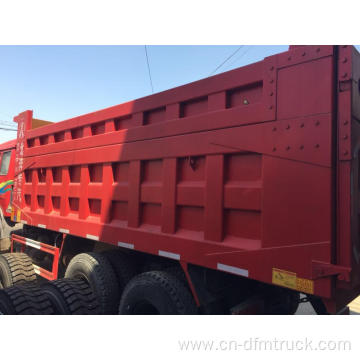 Dump truck for mineral site